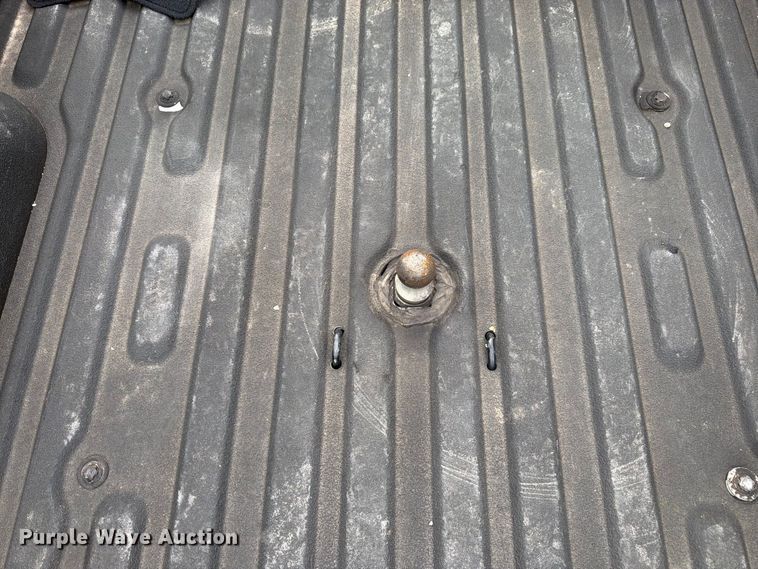image for item DT3006 2019 Ford F350 Super Duty Crew Cab pickup truck