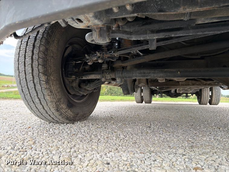 image for item DT3006 2019 Ford F350 Super Duty Crew Cab pickup truck