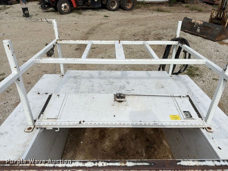 image for item DT3007 Reading 78FASWDWR utility bed