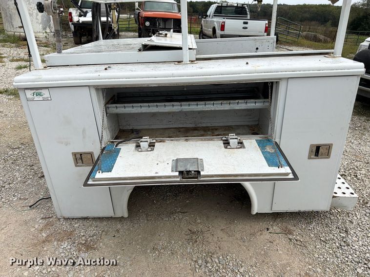 image for item DT3007 Reading 78FASWDWR utility bed