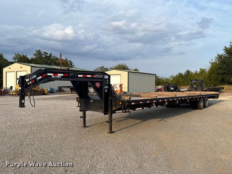 2017 PJ FD402 equipment trailer