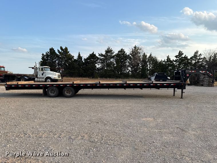 image for item DT6738 2017 PJ FD402 equipment trailer