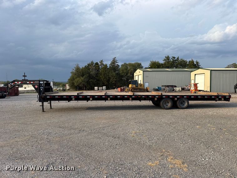 image for item DT6738 2017 PJ FD402 equipment trailer