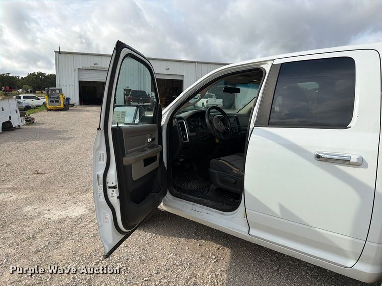 image for item DU3135 2011 Dodge Ram Ext. Cab pickup truck