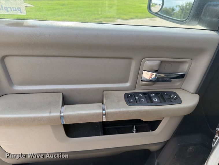 image for item DU3135 2011 Dodge Ram Ext. Cab pickup truck