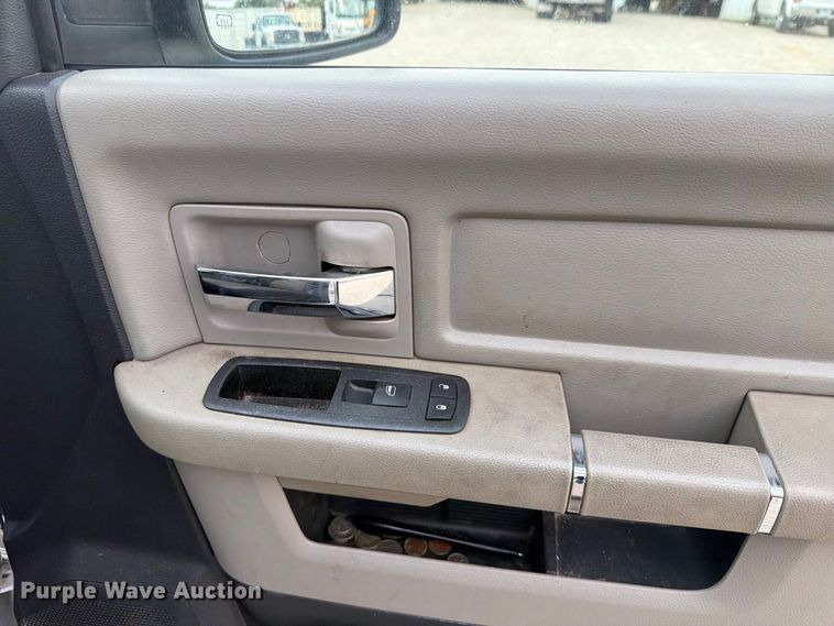 image for item DU3135 2011 Dodge Ram Ext. Cab pickup truck