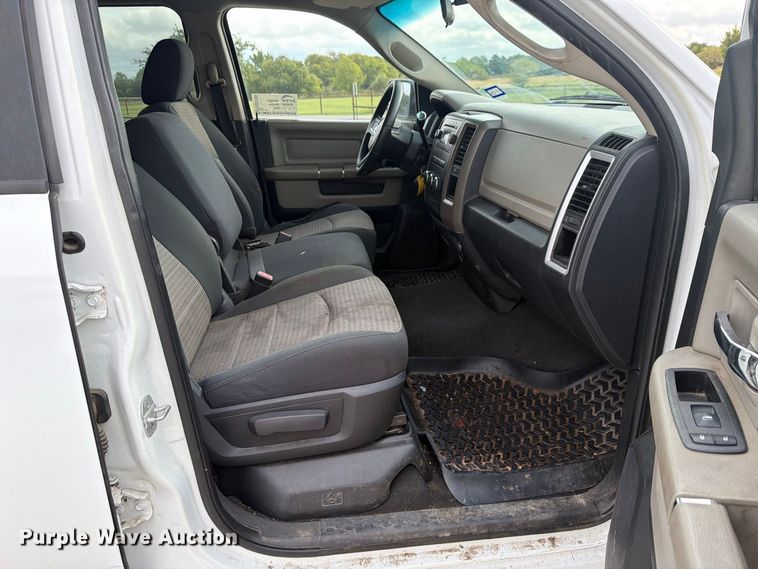 image for item DU3135 2011 Dodge Ram Ext. Cab pickup truck
