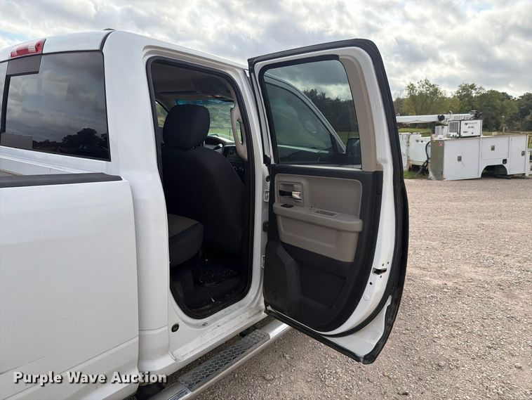 image for item DU3135 2011 Dodge Ram Ext. Cab pickup truck
