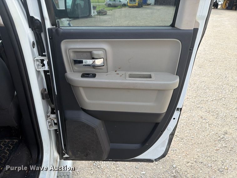 image for item DU3135 2011 Dodge Ram Ext. Cab pickup truck