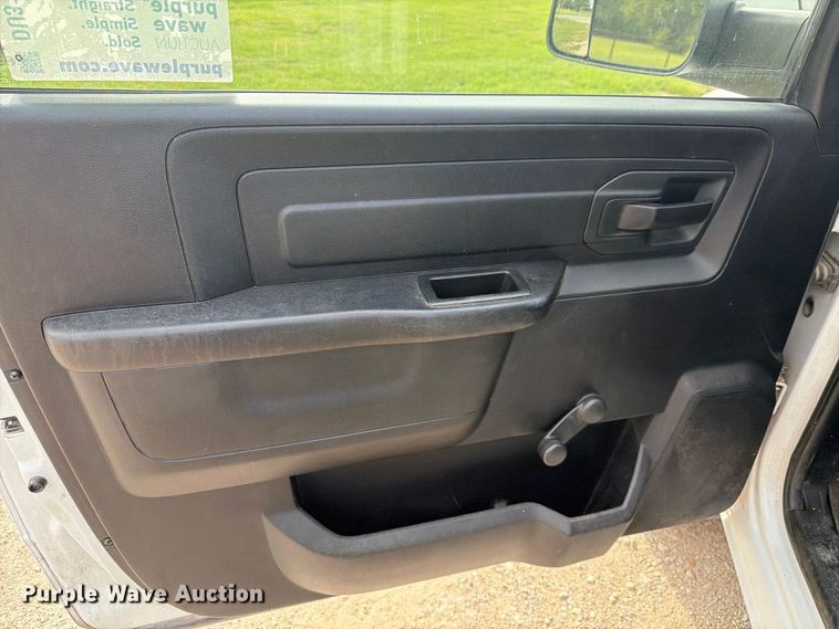 image for item DU3136 2018 RAM 2500 pickup truck