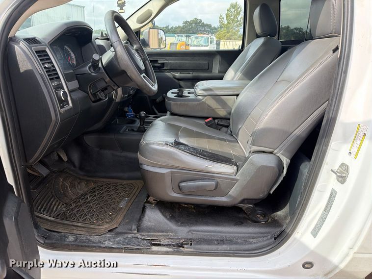 image for item DU3136 2018 RAM 2500 pickup truck