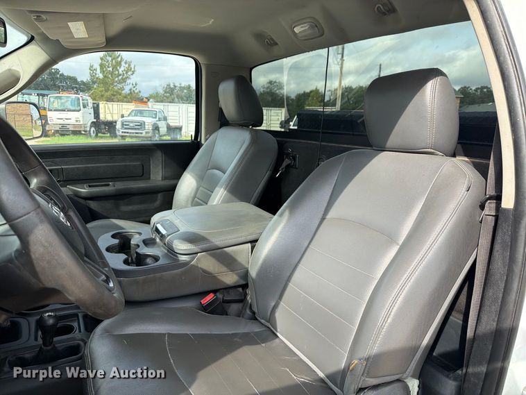 image for item DU3136 2018 RAM 2500 pickup truck