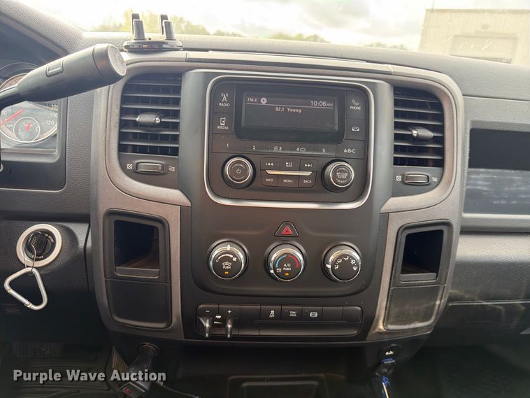 image for item DU3136 2018 RAM 2500 pickup truck