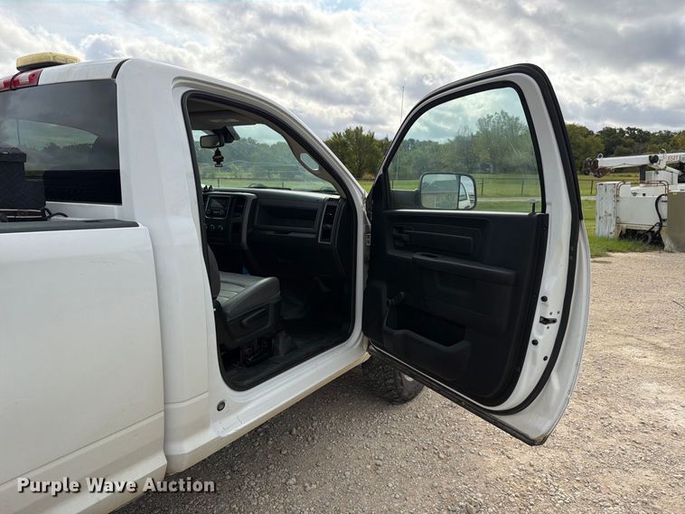 image for item DU3136 2018 RAM 2500 pickup truck