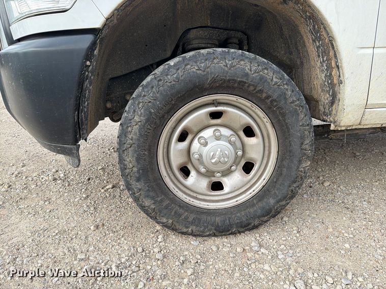 image for item DU3136 2018 RAM 2500 pickup truck