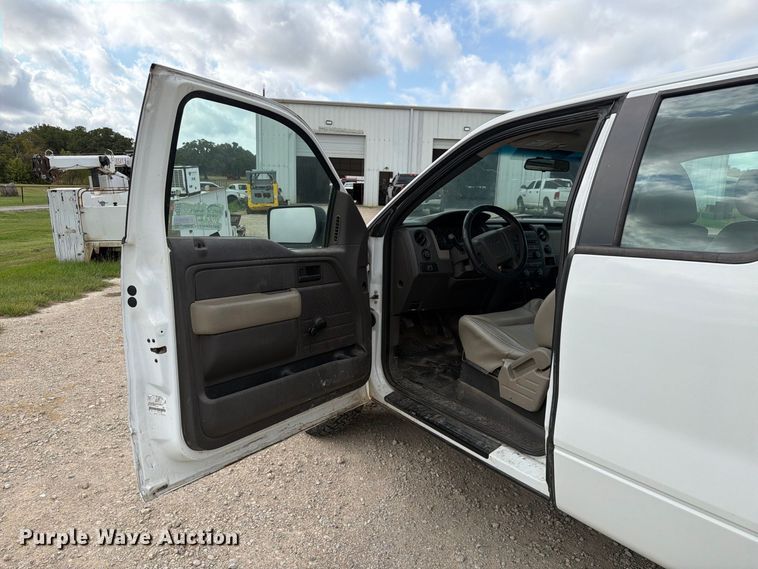 image for item DU3137 2010 Ford F150 Ext. Cab pickup truck