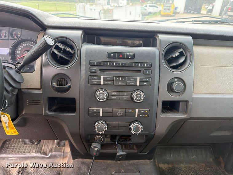 image for item DU3137 2010 Ford F150 Ext. Cab pickup truck