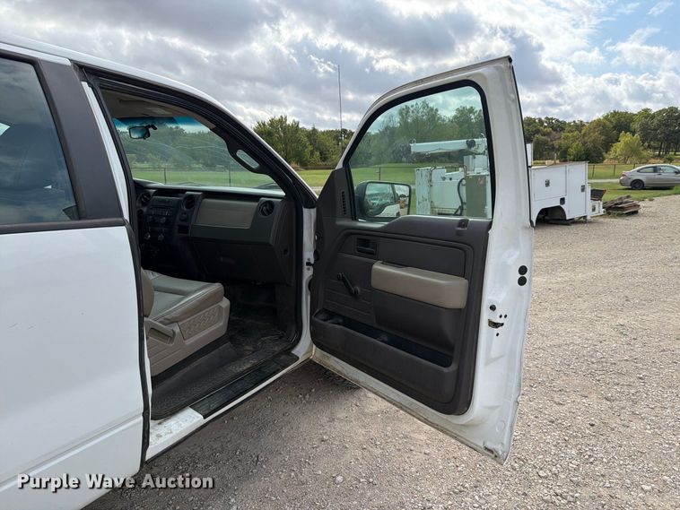 image for item DU3137 2010 Ford F150 Ext. Cab pickup truck