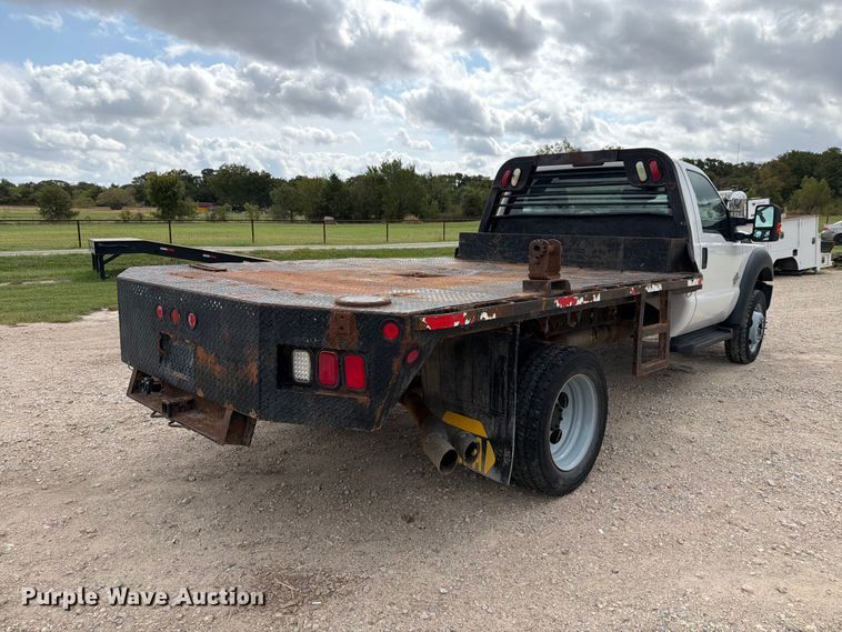 image for item DU3138 2016 Ford F550 Super Duty flatbed truck