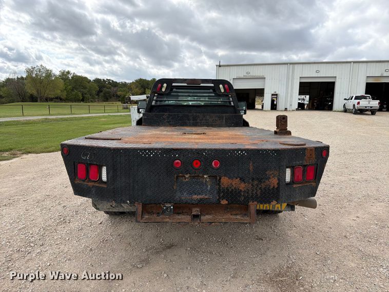 image for item DU3138 2016 Ford F550 Super Duty flatbed truck