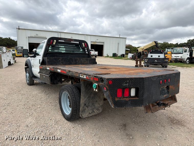 image for item DU3138 2016 Ford F550 Super Duty flatbed truck