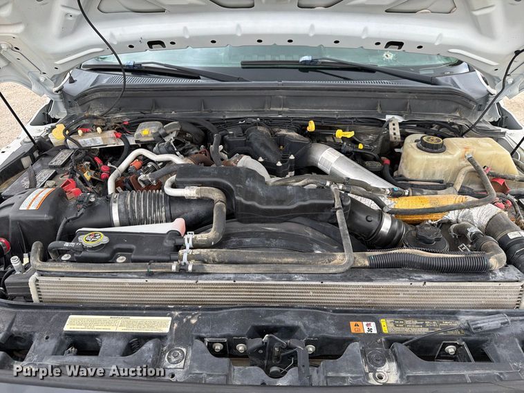 image for item DU3138 2016 Ford F550 Super Duty flatbed truck