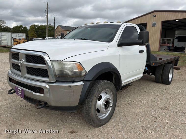 2014 RAM 5500 flatbed truck