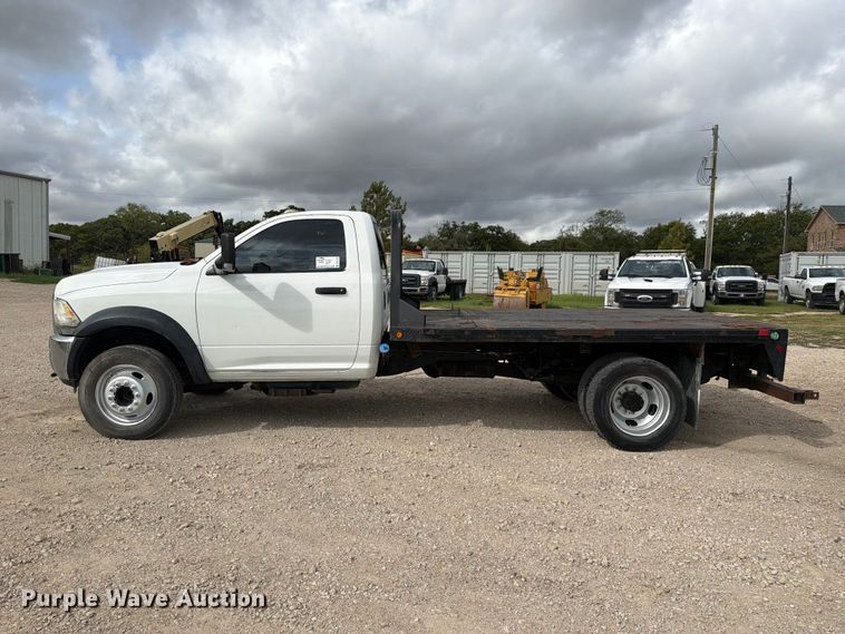 image for item DU3139 2014 RAM 5500 flatbed truck