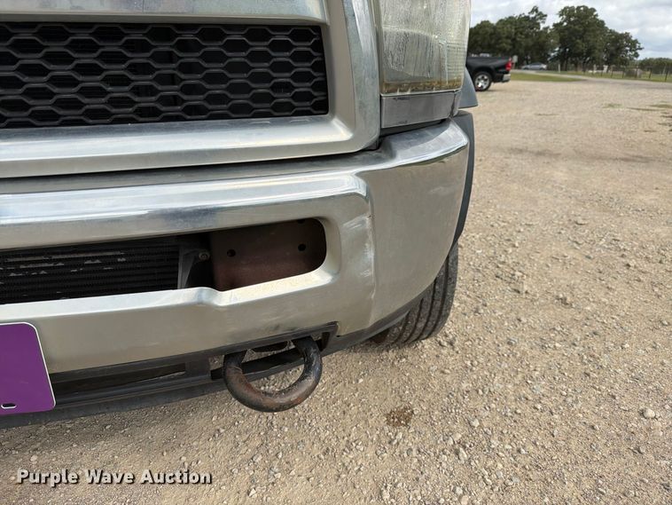 image for item DU3139 2014 RAM 5500 flatbed truck