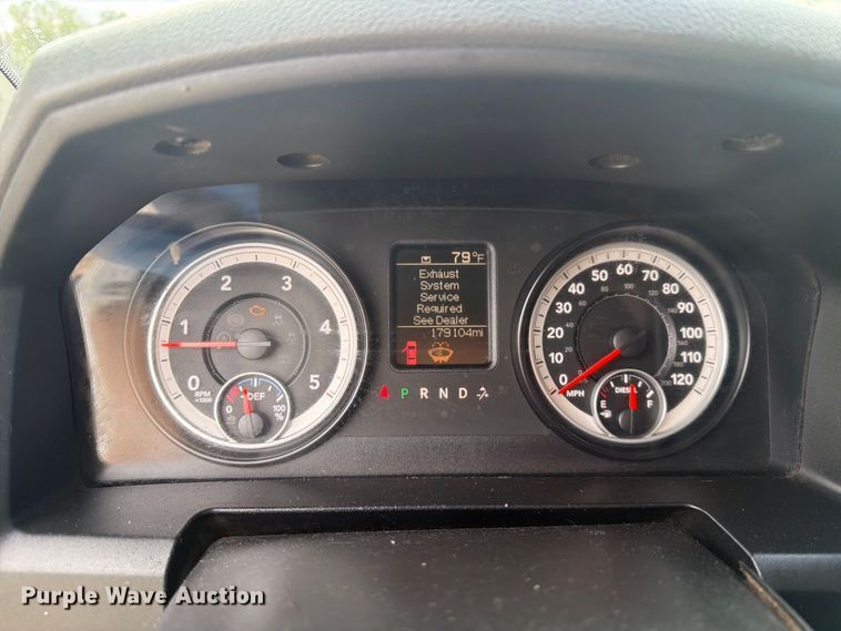 image for item DU3139 2014 RAM 5500 flatbed truck