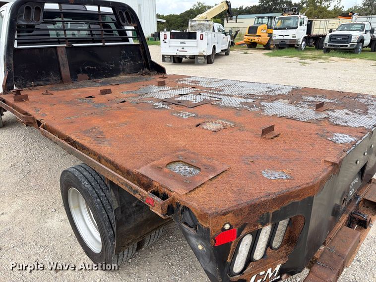 image for item DU3140 2014 RAM 5500 flatbed truck