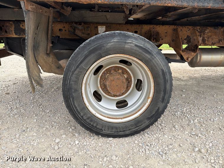 image for item DU3140 2014 RAM 5500 flatbed truck