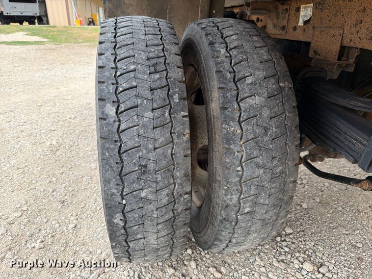 image for item DU3140 2014 RAM 5500 flatbed truck