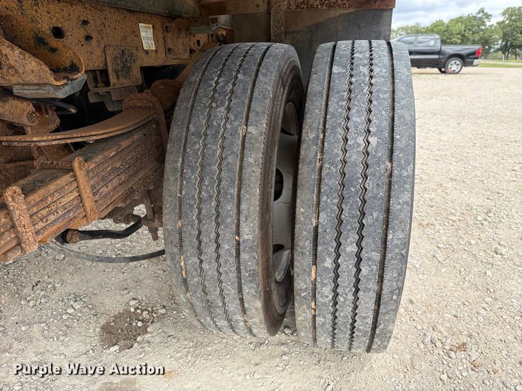 image for item DU3140 2014 RAM 5500 flatbed truck