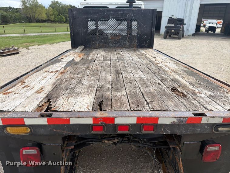 image for item DU3143 2001 Mack MS flatbed truck