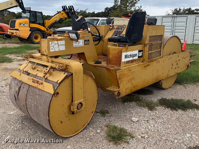 Bomag BW5AS double drum roller