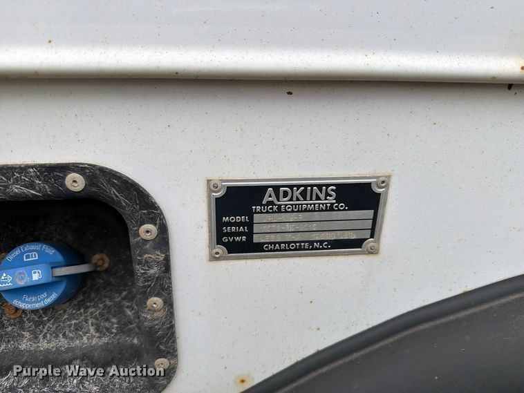 image for item DV2065 2015 Ford F550 utility / service truck
