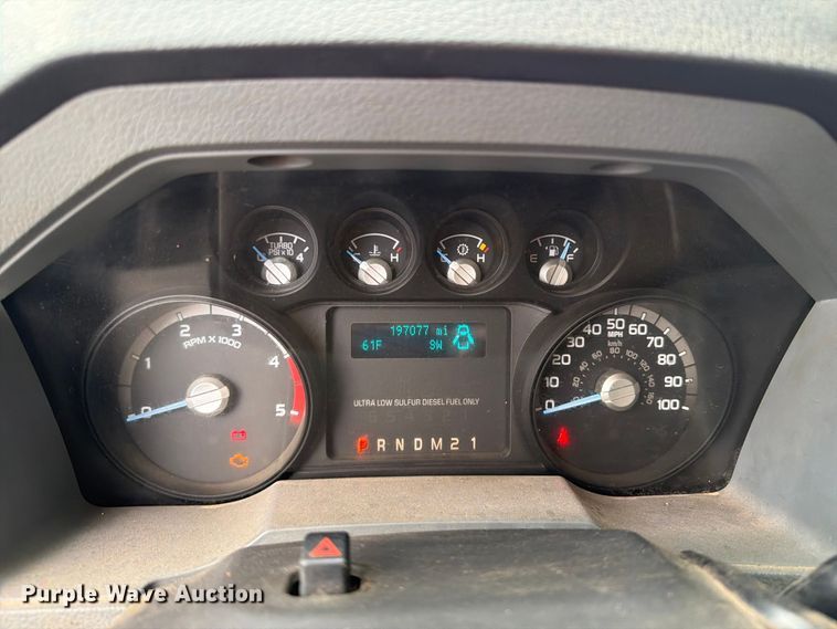 image for item DV2065 2015 Ford F550 utility / service truck