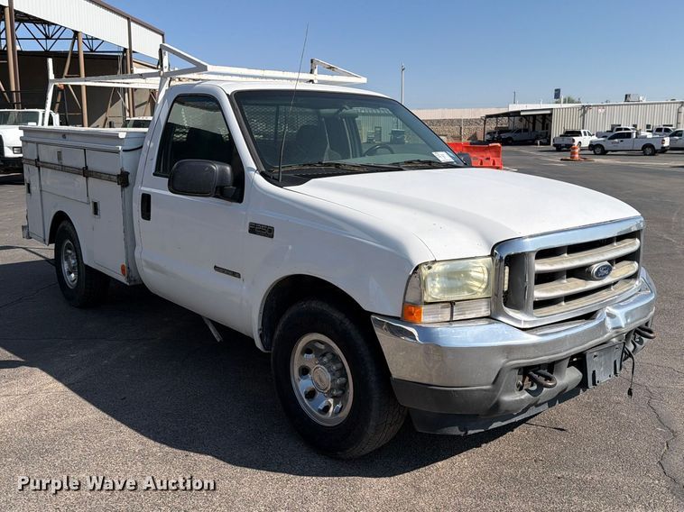 image for item DV8618 2002 Ford F250 Super Duty utility bed pickup truck