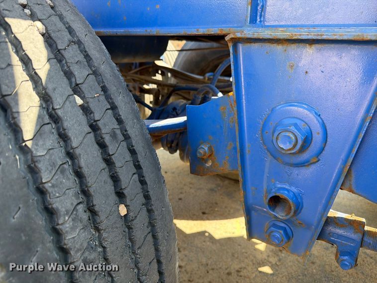 image for item DV8620 1999 Monon CC-248 pole trailer