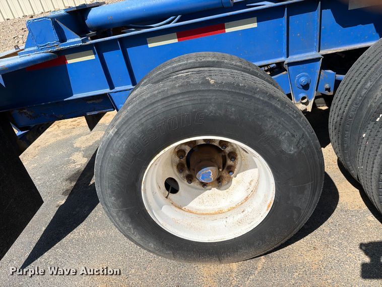 image for item DV8620 1999 Monon CC-248 pole trailer
