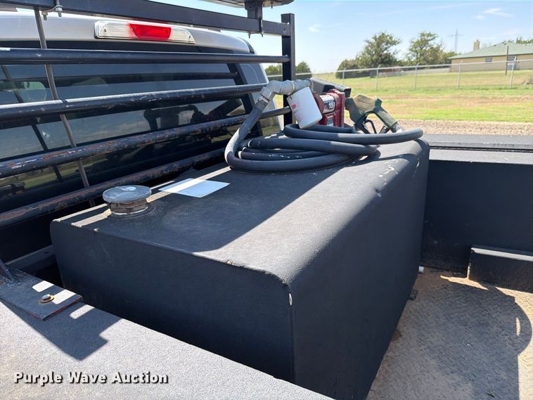 image for item DV8631 2020 Ford F350 Super Duty Crew Cab utility bed pickup truck