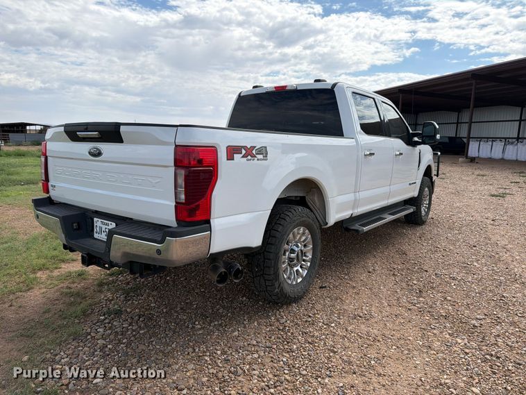 image for item DV8642 2020 Ford F250 Super Duty Crew Cab pickup truck