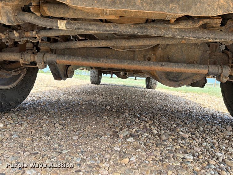 image for item DV8642 2020 Ford F250 Super Duty Crew Cab pickup truck