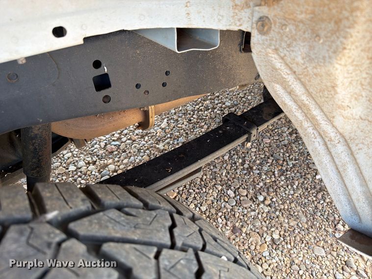 image for item DV8642 2020 Ford F250 Super Duty Crew Cab pickup truck