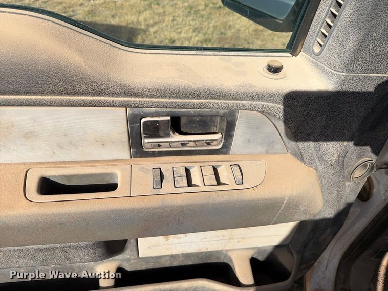 image for item DV8664 2014 Ford F150 Crew Cab pickup truck