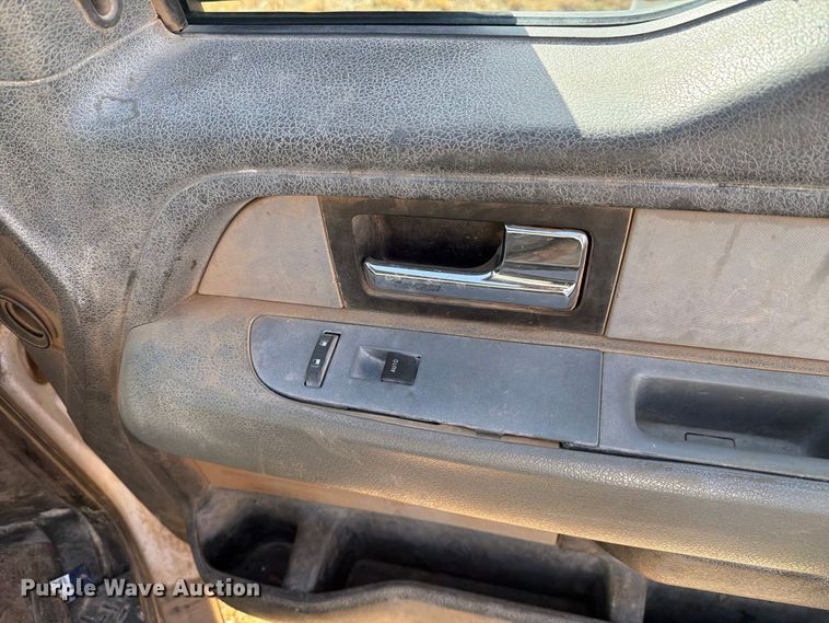image for item DV8665 2014 Ford F-150 Crew Cab pickup truck