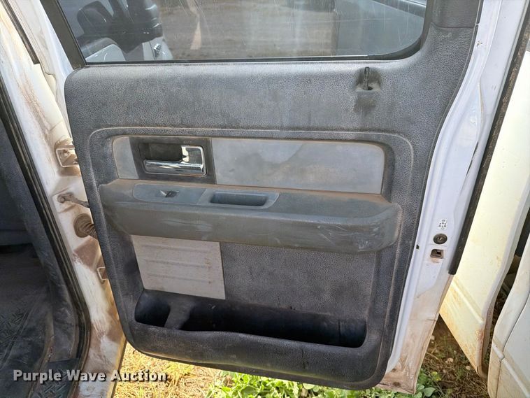 image for item DV8665 2014 Ford F-150 Crew Cab pickup truck