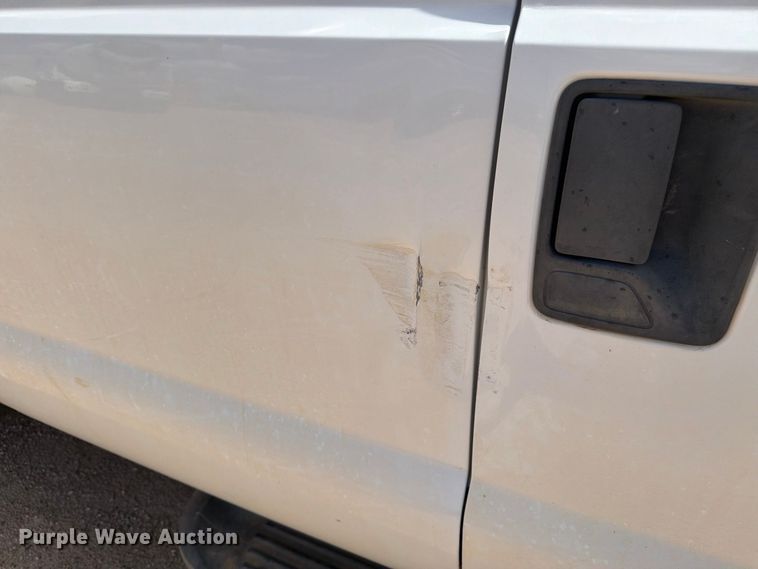 image for item DV8666 2015 Ford F250 Super Duty Crew Cab pickup truck