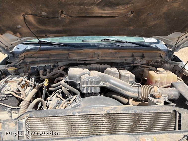 image for item DV8666 2015 Ford F250 Super Duty Crew Cab pickup truck